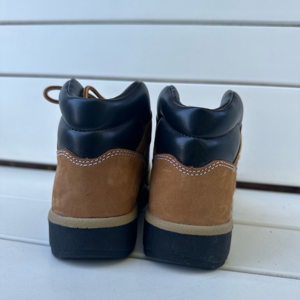 Timberland Field Boots Mid (Little Boys Size 3)